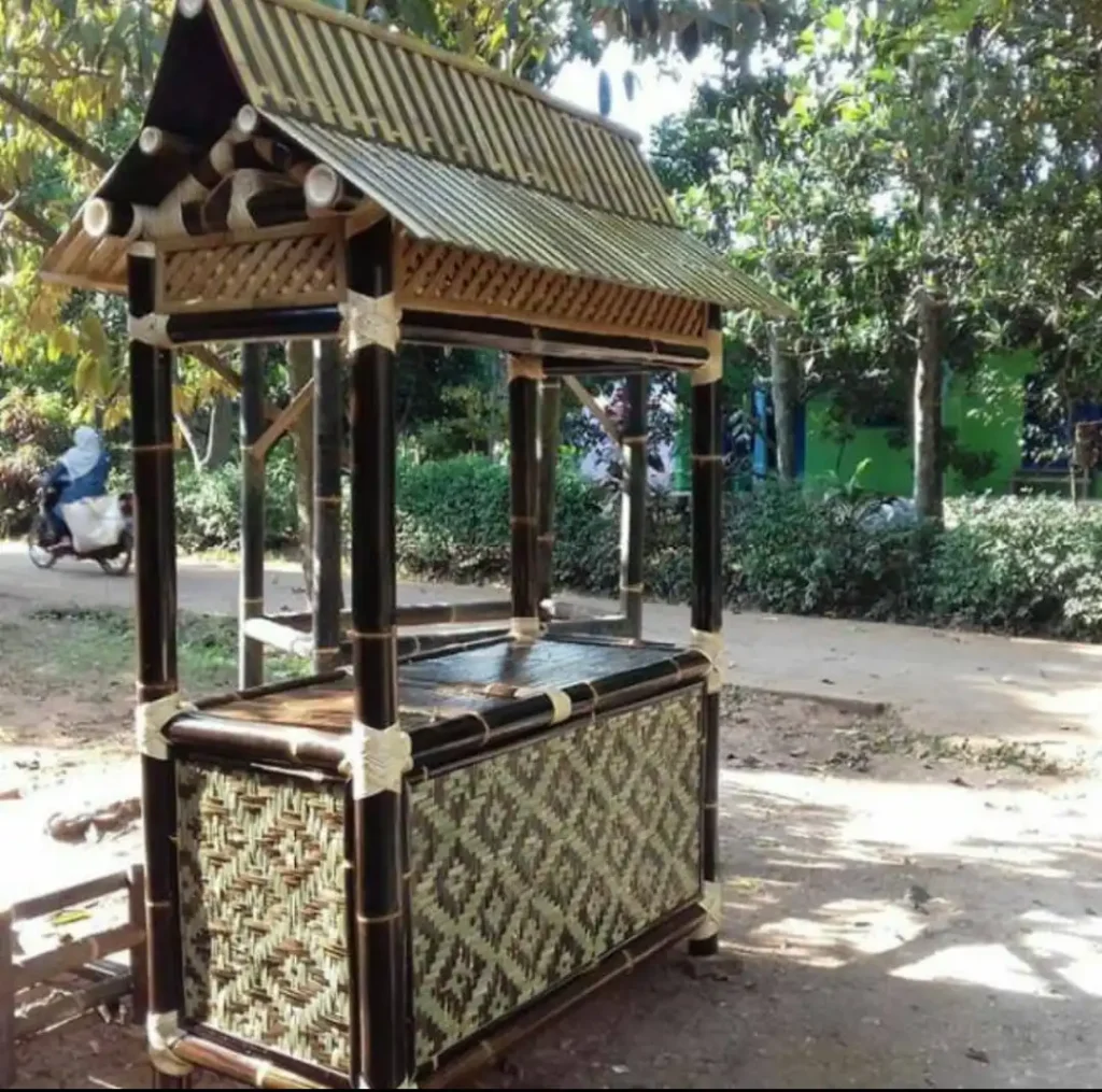 Stand Bambu
